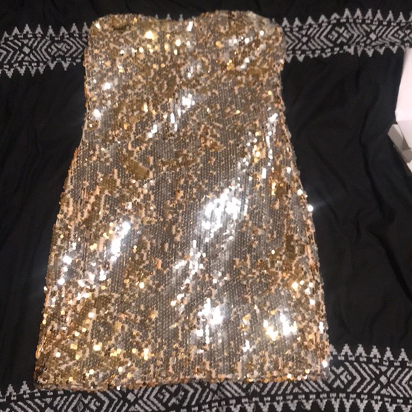 Gold & Silver sequin mini dress - Picture 1 of 4